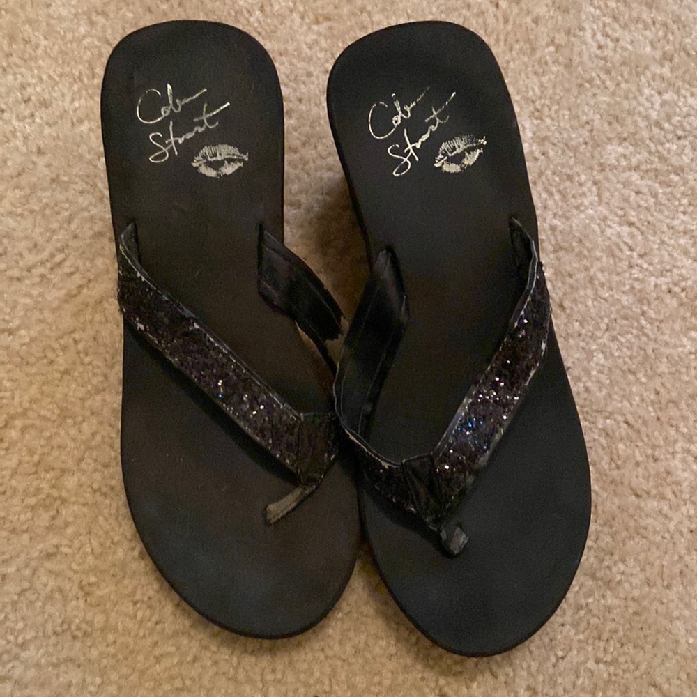 Cole Stuart glitter flip flops- Black size 10